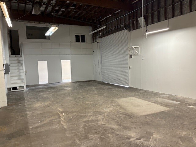 More Photos Of 654 Irwin St, San Rafael Service For Lease