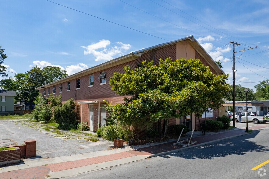 Primary Photo Of 1901 Waters Ave, Savannah Religious Facility For Lease