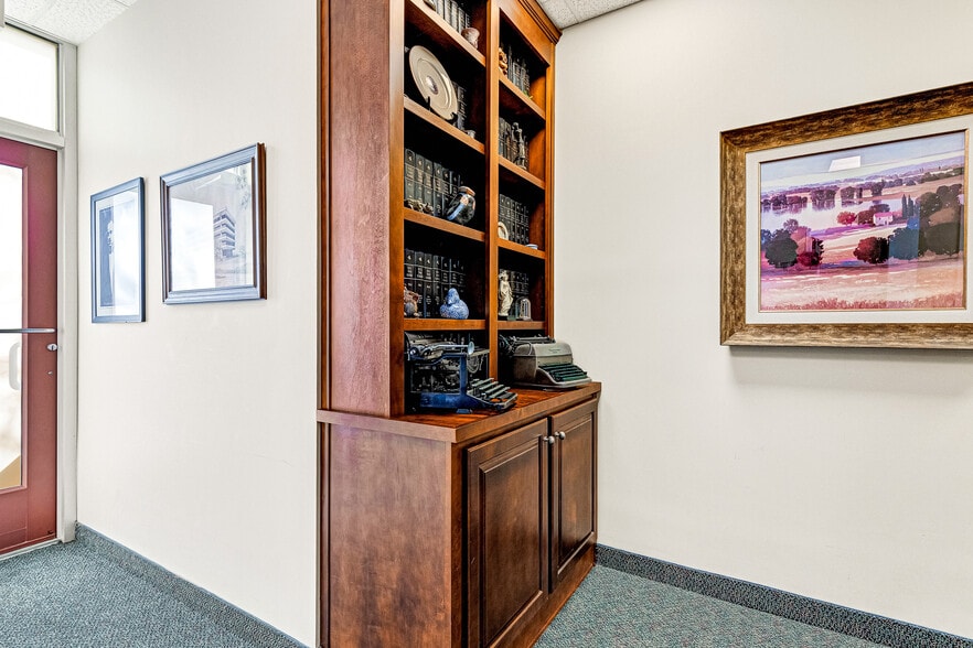 More Photos Of 5368-5380 Twin Hickory Rd, Glen Allen Flex For Sale