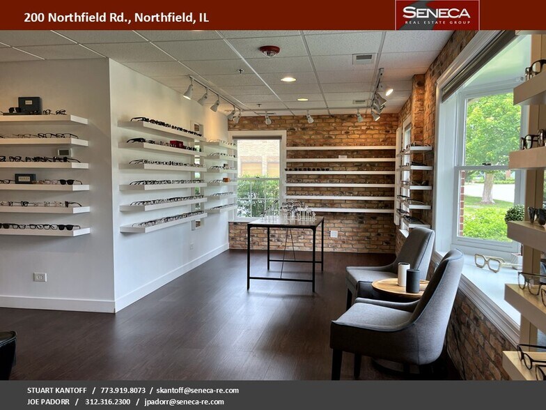 More Photos Of 200 Northfield Rd, Northfield Medical For Sale
