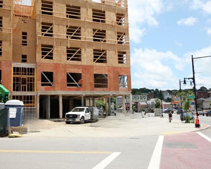 More Photos Of 120 Washington St, Worcester Apartments For Lease