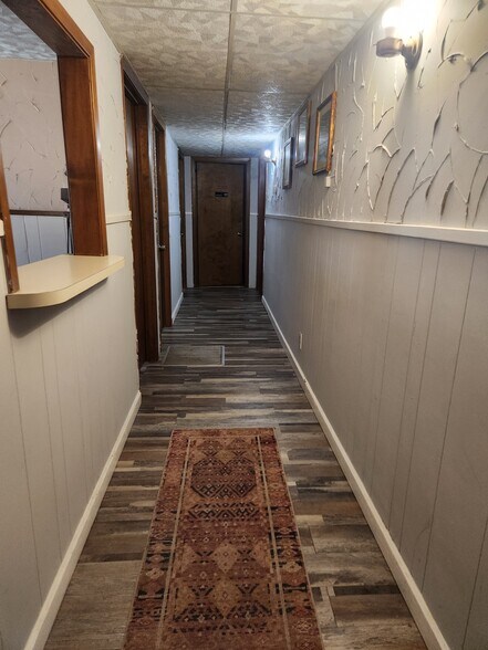 More Photos Of 1017 E Kingsbury St, Seguin Coworking Space