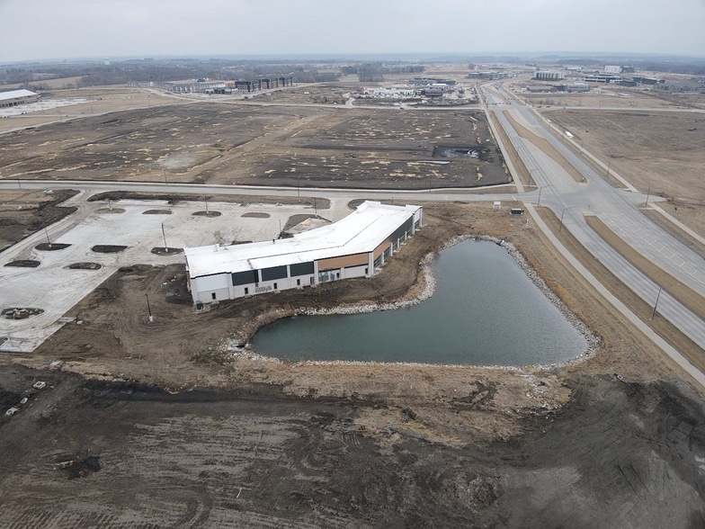 More Photos Of 1105 SE Pleasant View Dr, Waukee General Retail For Lease