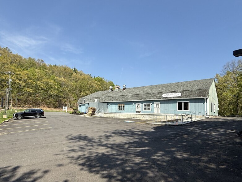 More Photos Of 140 Albany Tpke, Canton Unknown For Lease