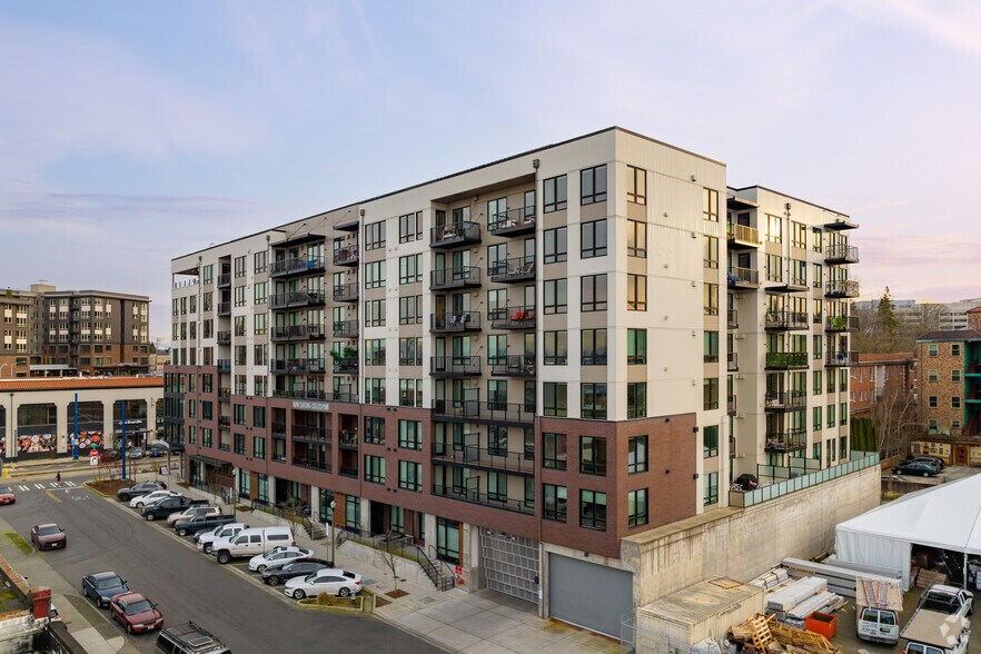 More Photos Of 102 N G St, Tacoma Apartments For Lease