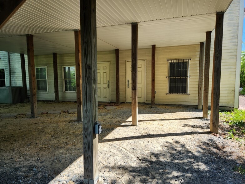 More Photos Of 4700 Erie St, College Park Office For Sale