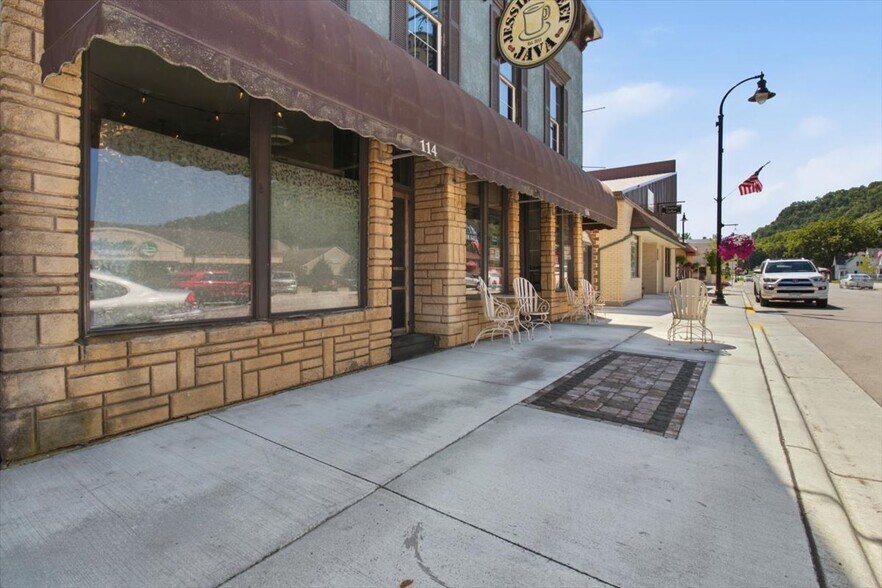 More Photos Of 116 W Jessie St, Rushford Storefront Retail Residential For Sale