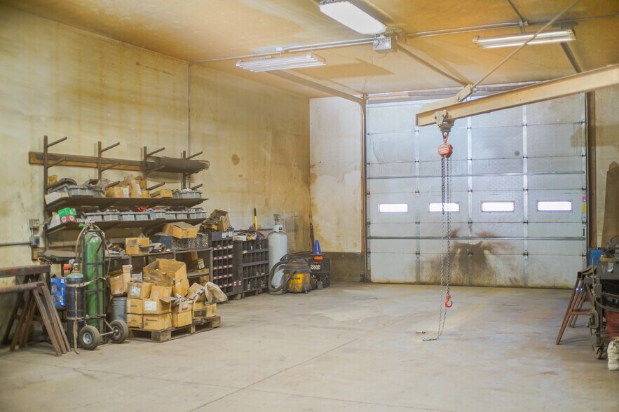 More Photos Of 6101 S 2nd St, Tetonia Service For Sale