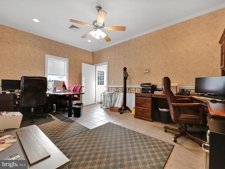 More Photos Of 1175 E Main St, Mount Joy Flex For Lease