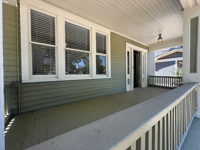 More Photos Of 1605 N Classen Dr, Oklahoma City Office Residential For Sale