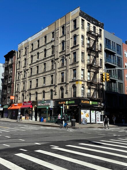 More Photos Of 197 Madison St, New York Apartments For Sale