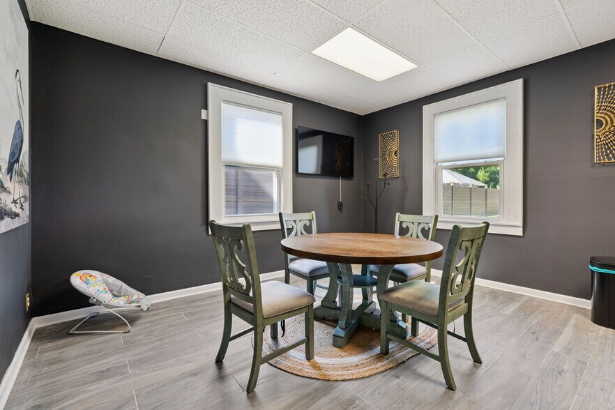 More Photos Of 187-189 N Main St, Milltown Medical For Sale