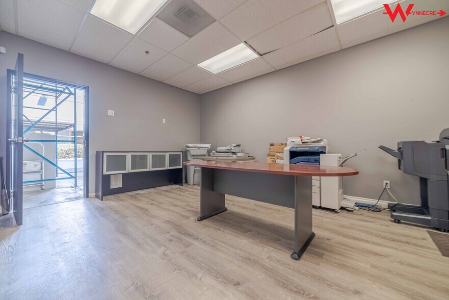 More Photos Of 1221 Puerta Del Sol, San Clemente Warehouse For Lease