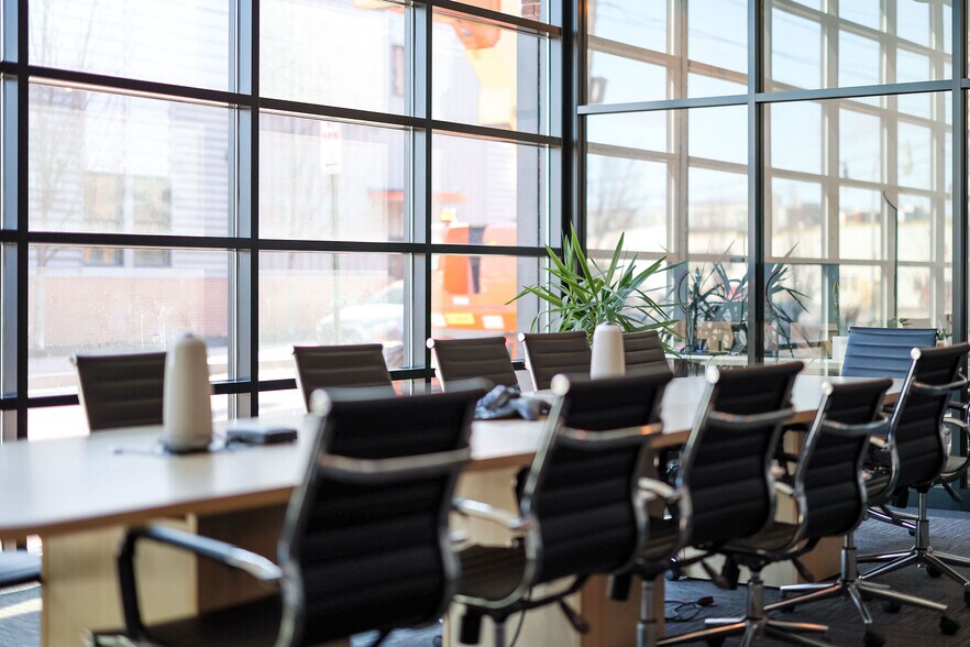 More Photos Of 82 Hanover St, Portland Office For Lease