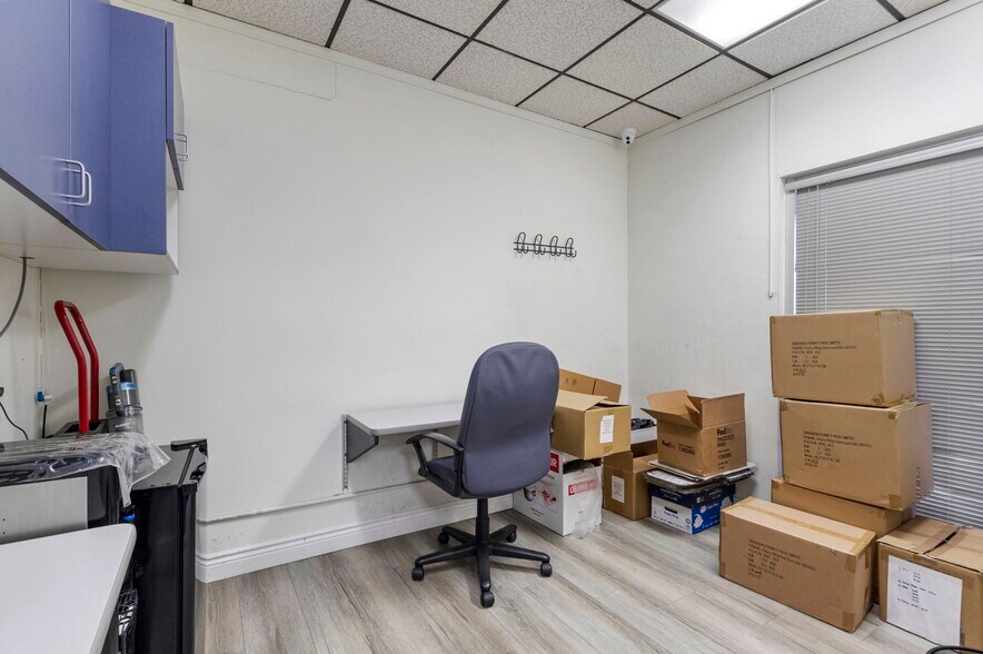 More Photos Of 706 N Diamond Bar Blvd, Diamond Bar Office For Sale
