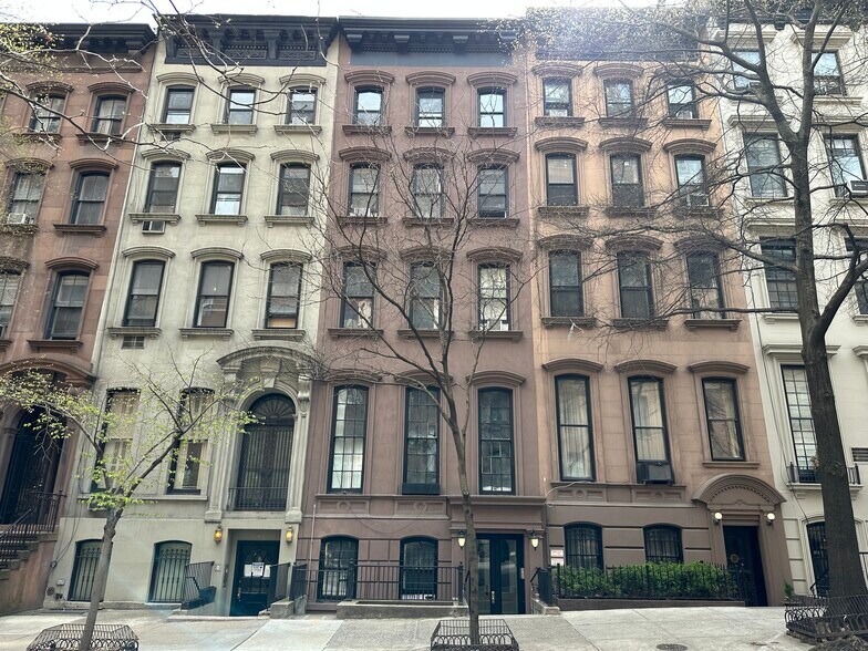 More Photos Of 114 E 37th St, New York Apartments For Sale