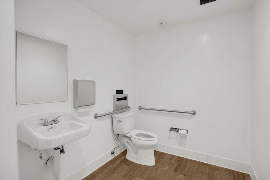 More Photos Of 3613 Gage Ave, Bell Storefront For Sale