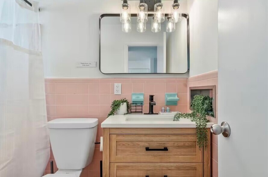 More Photos Of 333 Palm St, Hollywood Apartments For Sale