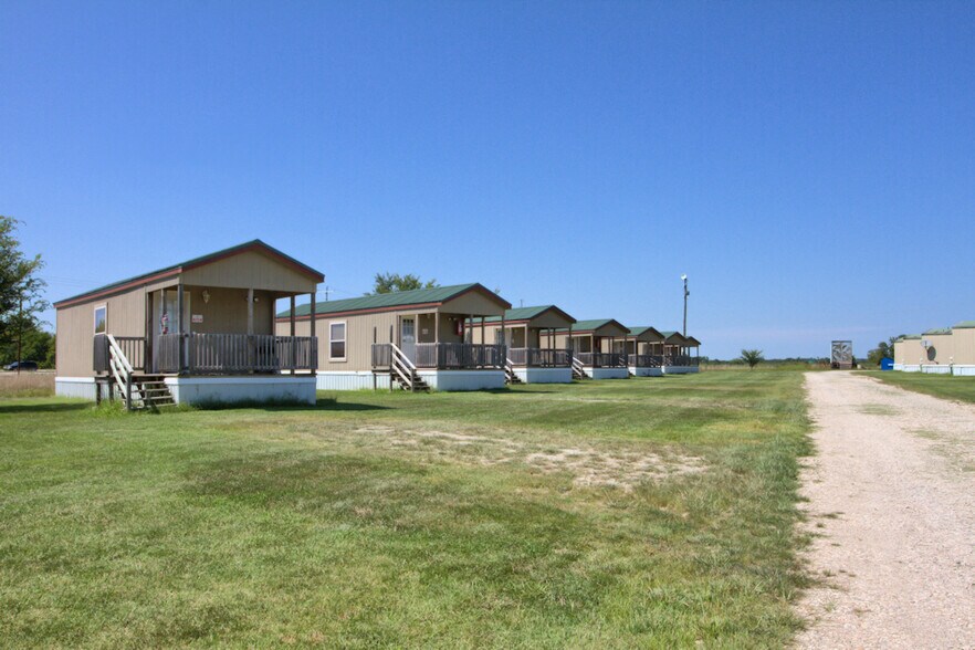 More Photos Of 2649 US Highway 169, Liberty Manufactured Housing Mobile Home Park For Sale