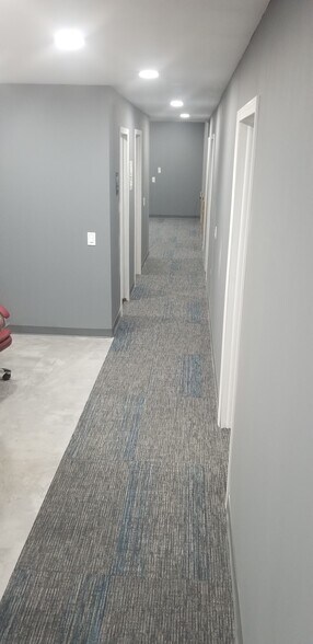 More Photos Of 116 W Grand River Ave, Brighton Storefront Retail Office For Sale