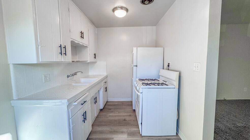 More Photos Of 4869 Pine St, La Mesa Apartments For Sale