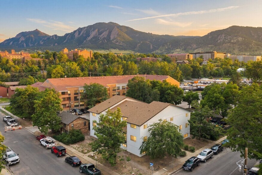 Primary Photo Of 1395 19th St, Boulder Apartments For Sale