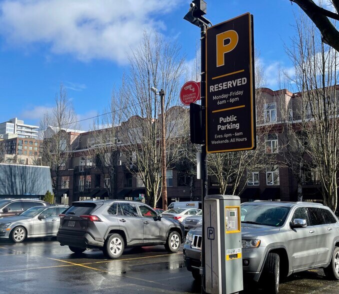 More Photos Of 1231 NW Hoyt St, Portland Loft Creative Space For Lease