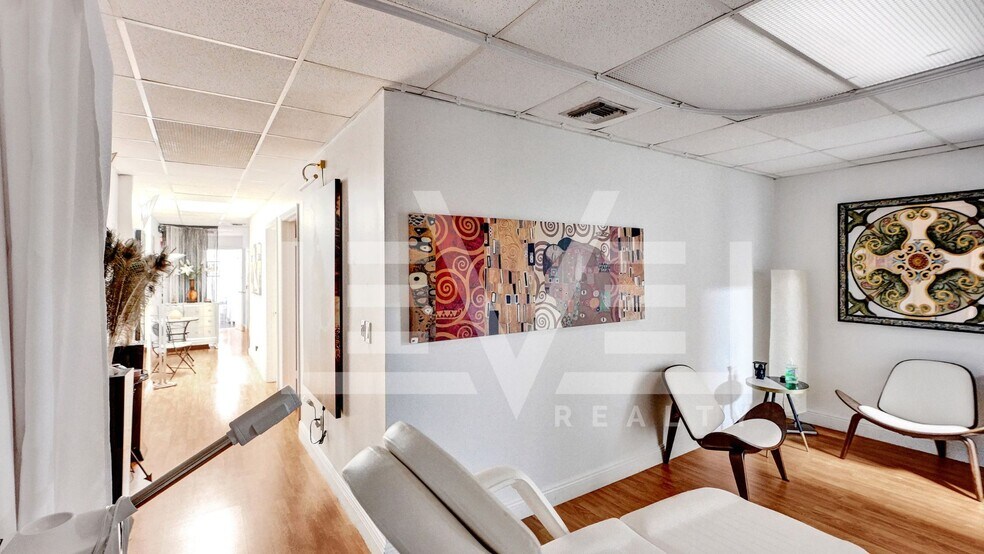 More Photos Of 3015 N Ocean Blvd, Fort Lauderdale Apartments For Sale