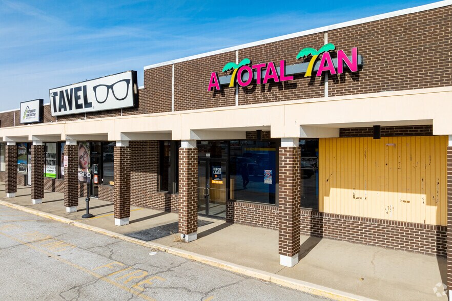 More Photos Of 1624-1644 E State Road 44, Shelbyville Unknown For Lease