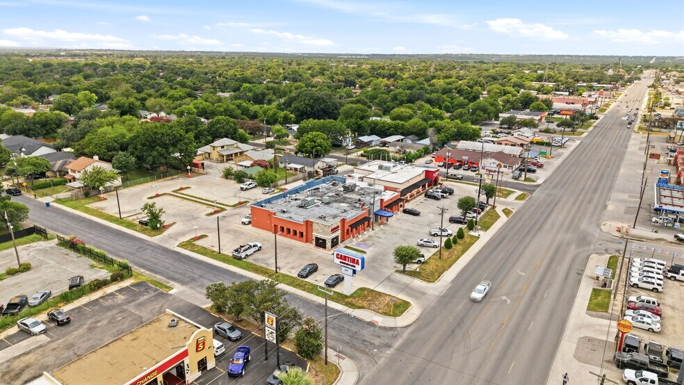 More Photos Of 4946 Rigsby Ave, San Antonio Restaurant For Sale