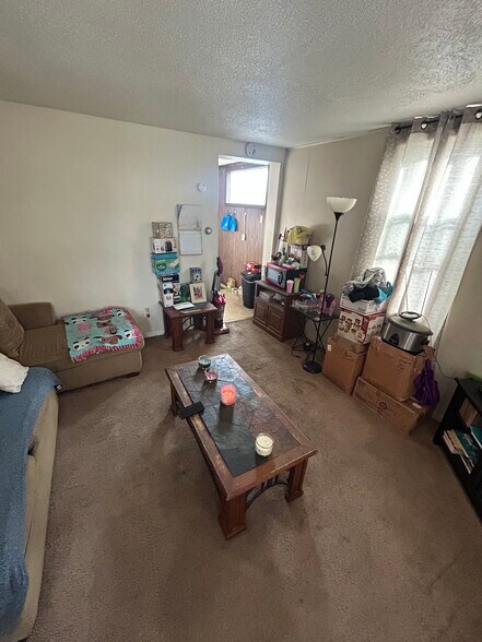 More Photos Of 983 26th St, Des Moines Multifamily For Sale