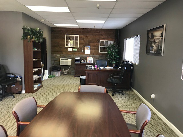 More Photos Of 2632 E St, Washougal Loft Creative Space For Sale