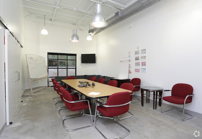 More Photos Of 412 Plasters Ave NE, Atlanta Office For Lease