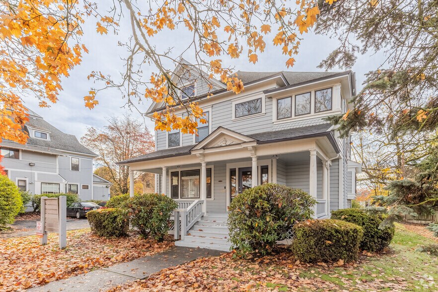 More Photos Of 309 W 12th St, Vancouver Office For Lease