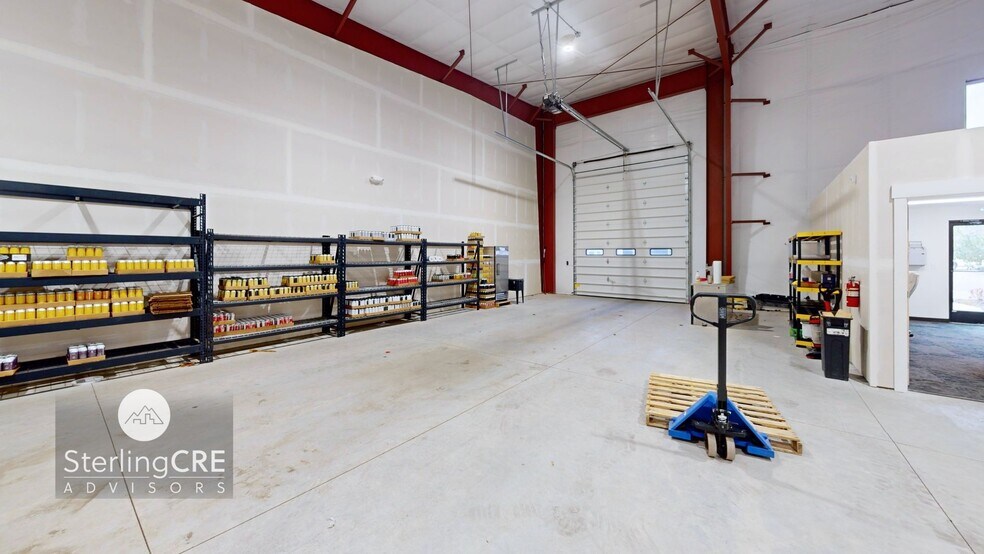More Photos Of 5730 Expressway, Missoula Warehouse For Lease