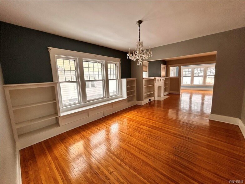 More Photos Of 510 Tacoma Ave, Buffalo Apartments For Sale