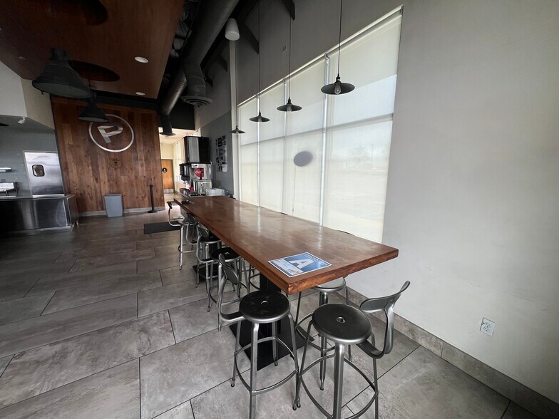 More Photos Of 5555 Laval Rd, Arvin Freestanding For Lease