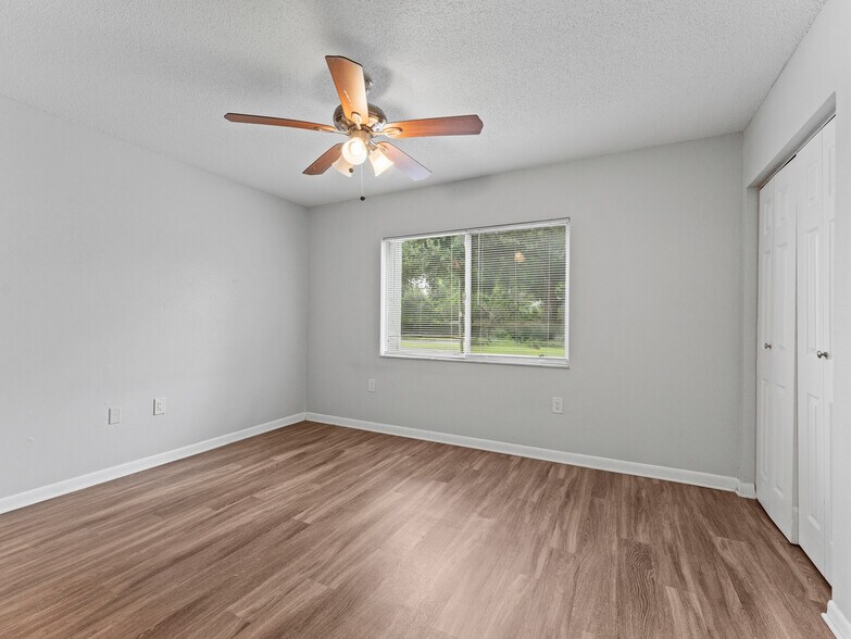 More Photos Of , Saint Petersburg Unknown For Sale