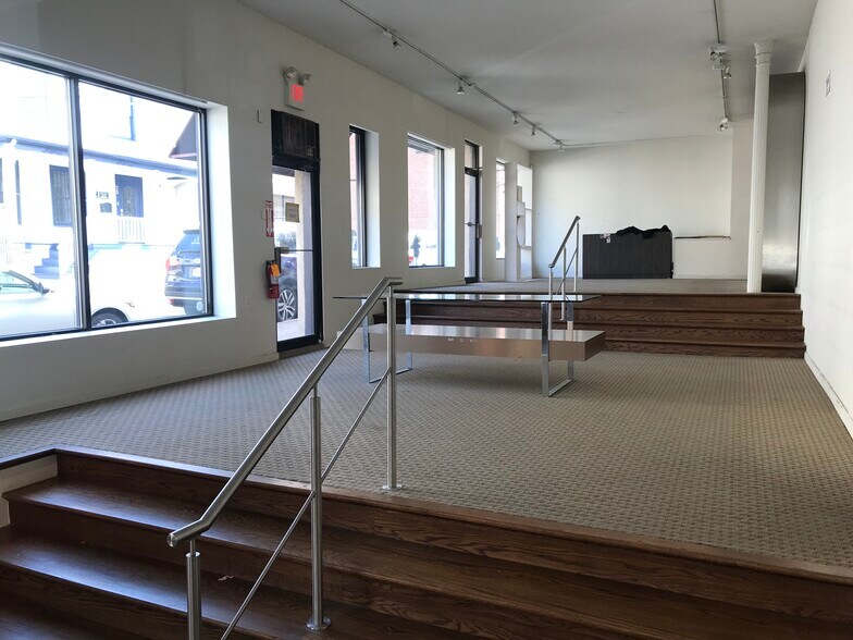 More Photos Of 15 N Dean St, Englewood Restaurant For Lease