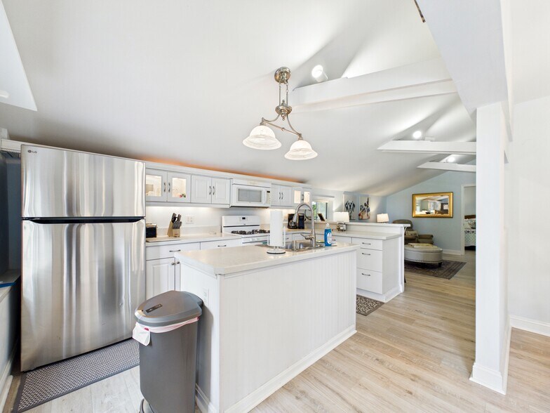 More Photos Of 26285 Broadkill Rd, Milton Hotel For Sale