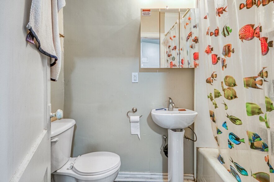 More Photos Of 375-377 Laforest Av, Sudbury Apartments For Sale