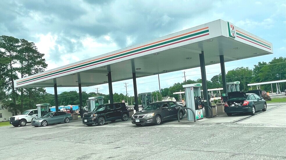 More Photos Of 1928 Holland Rd, Suffolk Convenience Store For Sale