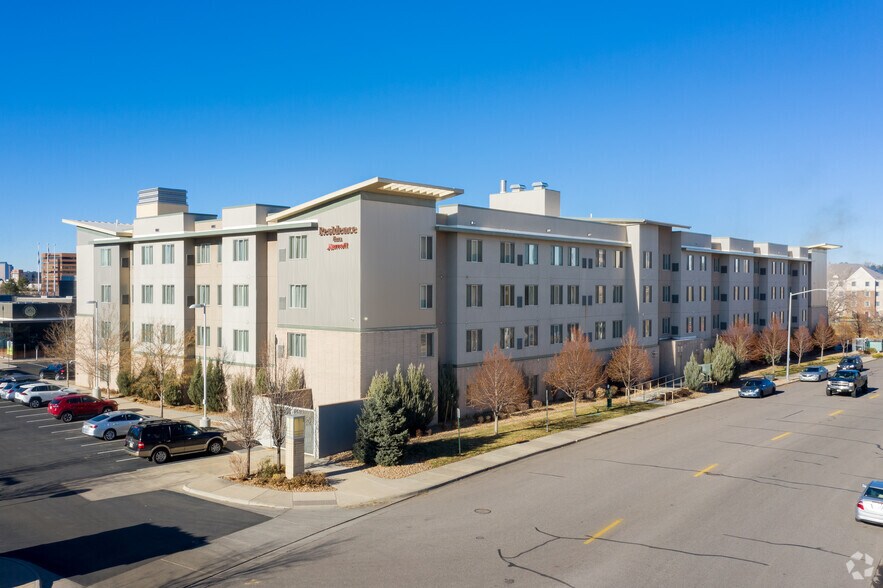 More Photos Of 682 S Colorado Blvd, Denver Unknown For Lease