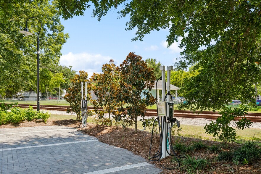 More Photos Of 301 S Toulme St, Bay Saint Louis General Retail For Lease