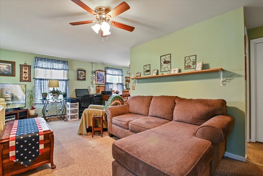 More Photos Of 141 Bellemonte Ave, Hawley Apartments For Sale