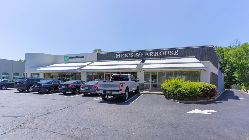 More Photos Of 163-165 NJ-17, Paramus Bank For Lease