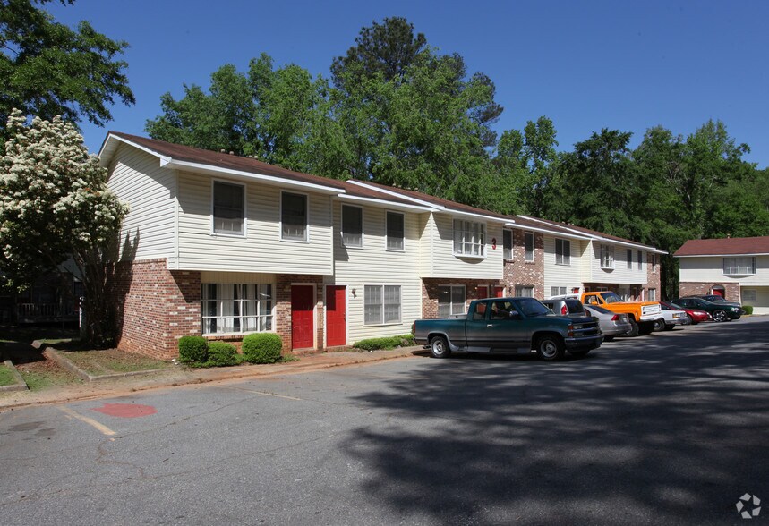 Primary Photo Of 2360 Tredway Dr, Macon-Bibb Apartments For Sale