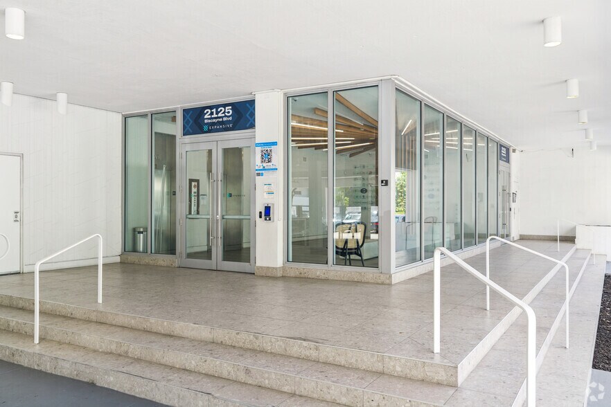 More Photos Of 2125 Biscayne Blvd, Miami Coworking Space