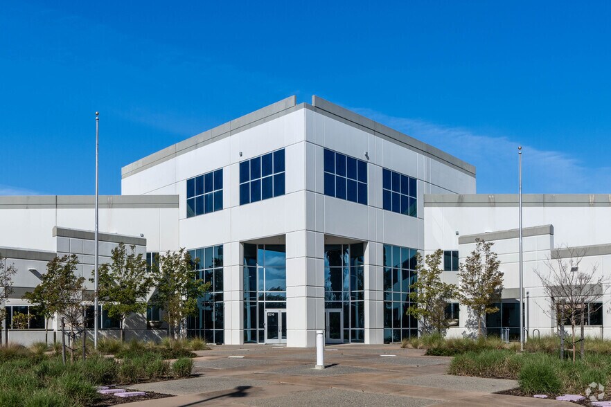 More Photos Of 5160 Hacienda Dr, Dublin Industrial For Sale