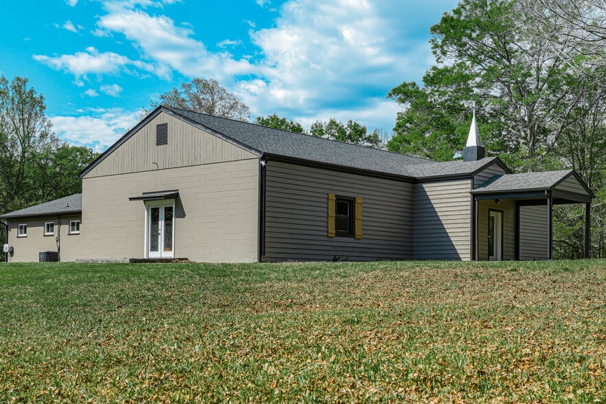 More Photos Of 2554 Sandy Level Rd, Goodview Lodge Meeting Hall For Sale